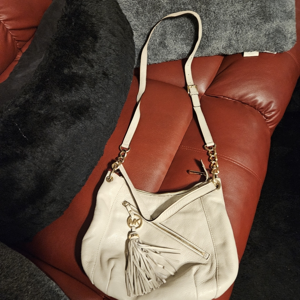 Medium Michael Kors Purse